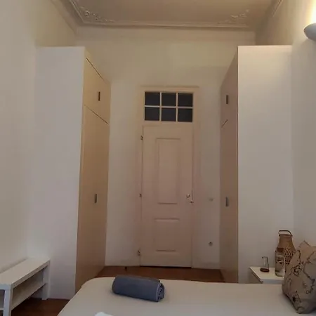 No Chiado Centro De *